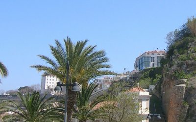 2002. Nova Planta. Bloc d’apartaments al Pg. Marítim de Maó (Menorca).